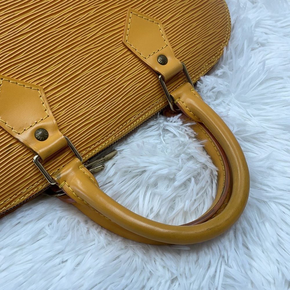 LOUIS VUITTON EPI ALMA PM CITRON AR0947 ‼️FINAL DROP‼️ - Picture 8 of 16